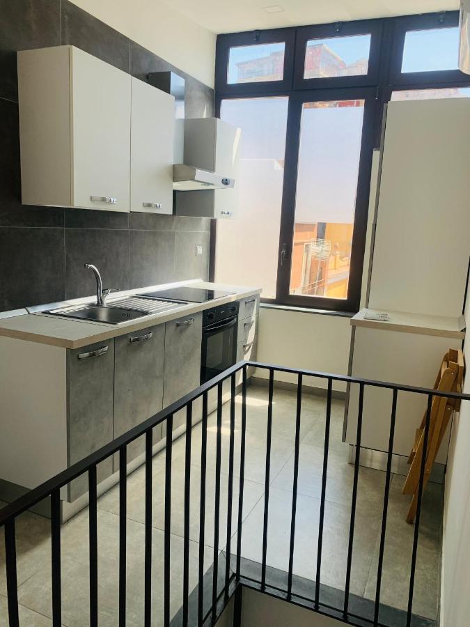 Center Living Apartment Catánia Buitenkant foto